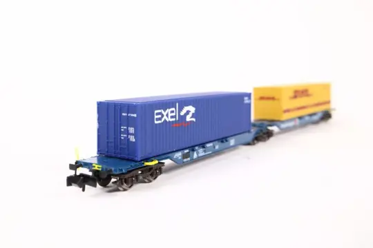 Hobbytrain N - 244907 - Goederenwagon - Dubbele containerwagen 'DHL - Exel' - DB, Kombiwaggon