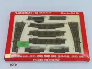 Fleischmann H0 - 6191 - Rails - 14-delige Railset met handwissel links/rechts en ontkoppelrail, Profi-rail