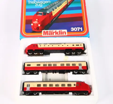 Märklin H0 - 3071 - Treinstel - DE-4 TEE RAm - NS, SBB