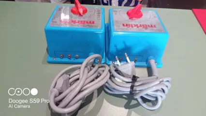 Märklin H0 - 6671 - Toebehoren - Twee 16VA transformatoren