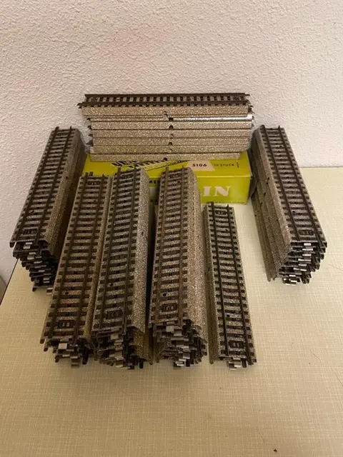 Märklin H0 - Serie 5100/5200/6647 - Rails - M rails en wissels met 32VA trafo