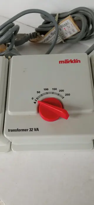 Märklin H0 - 66045/6647 - Toebehoren - Delta 4f en 2x 32VA trafo's