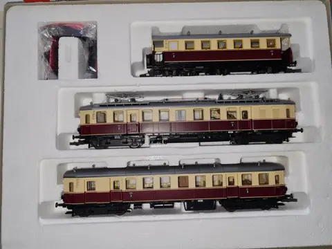 Roco H0 - 43910 - Motorwagen - Elektrisch treinstel ET 85 - DRG