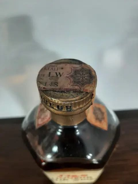 John Jameson 12 years old JJ&S Extra Special Liqueur Dublin Whiskey - b. Jaren 1960 - 75cl