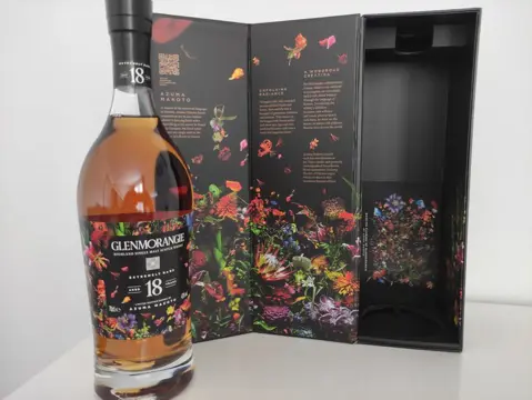 Glenmorangie 18 years old Extremely Rare Azuma Makoto - Original bottling - 70cl