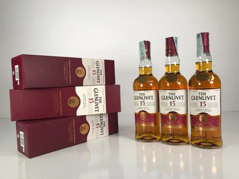 Glenlivet 15 years old French Oak Reserve - Original bottling - 70cl - 3 flessen