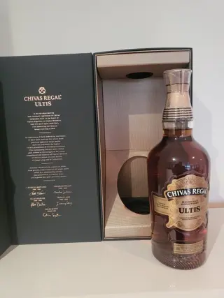 Chivas Regal Ultis - 70cl