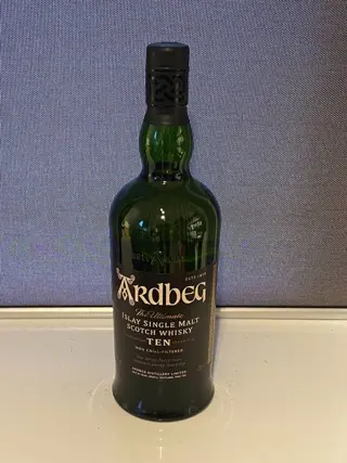 Ardbeg 10yo Warehouse Edition & Ledaig Sinclair series - Original bottling - 70cl - 2 flessen