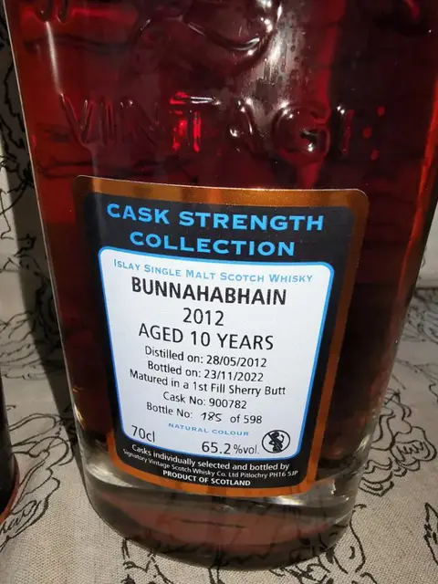 Bunnahabhain 2012 10 years old Cask Strength Collection - Signatory Vintage - b. 2022 - 70cl