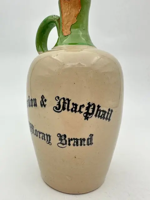 StrathislaGlenlivet 8 years old Moray Brand - Gordon & MacPhail - b. Jaren 1970 - 75cl