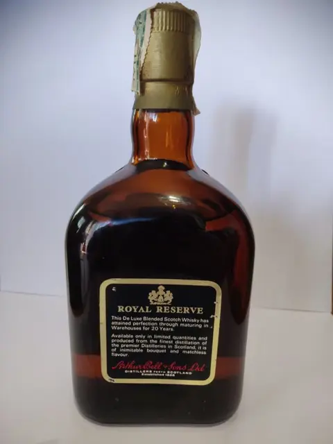 Bell's 20 years old Royal reserve - Arthur Bell & Sons - b. Jaren 1970 - 0.75 Ltr