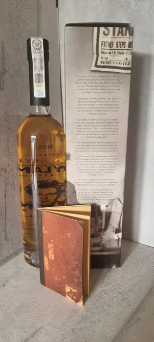 Penderyn Icons of Wales No.3 Dylan Thomas - 70cl