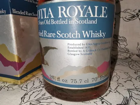 Scotia Royale 12 years old Blended Rare Scotch Whisky - b. Jaren 1980 - 75,7cl