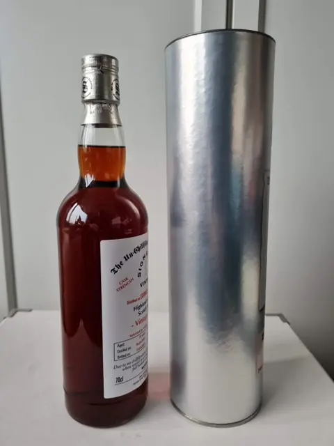 Edradour 2009 10 years old Cask Strength - Signatory Vintage - 70cl