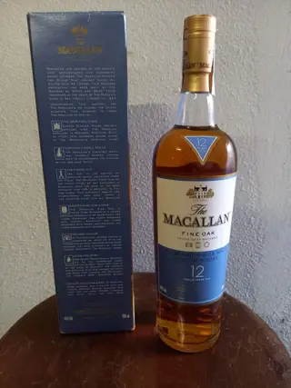 Macallan 12 years old Fine Oak Triple Cask Matured - Original bottling - 70cl