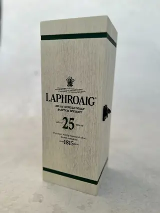 Laphroaig 25 years old - Original bottling - 70cl