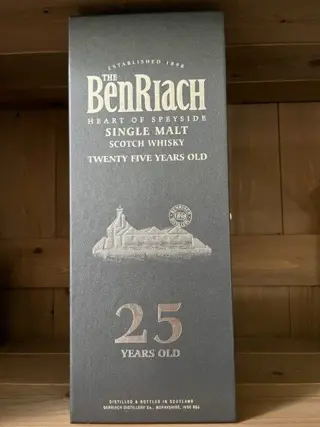 Benriach 25 years old - Original bottling - b. Jaren 2000 - 70cl