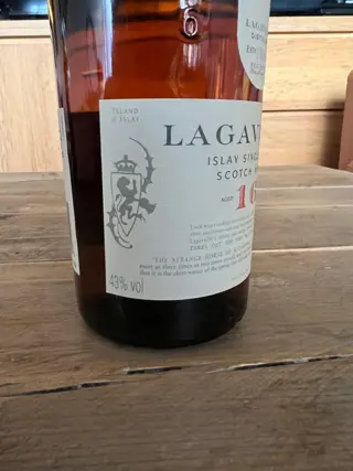 Lagavulin 16 years old - Original bottling - 70cl