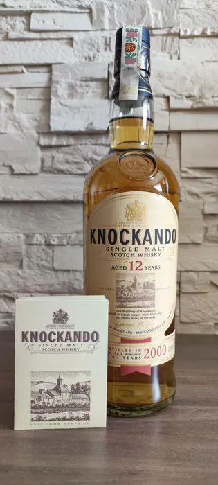 Knockando 12 years old Classic Malts & Food Gift Set with 4 Glasses - Original bottling - 700ml