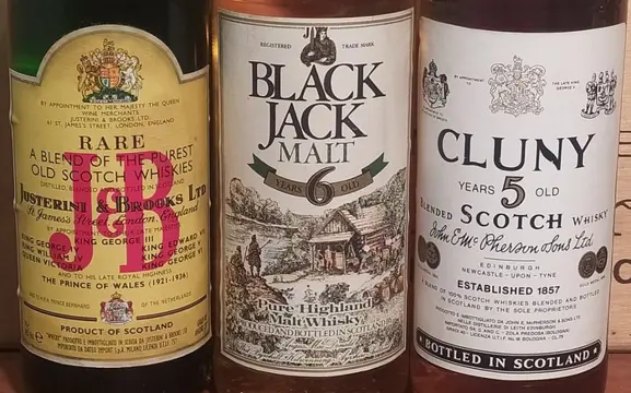 Black Jack, Cluny, J&B, Gold Label & Black Crow - b. Jaren 1980, Jaren 1990, Jaren 2000 - 0.75 Ltr - 5 flessen