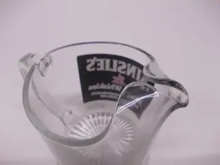 Collection of 7 waterjugs & whisky glasses