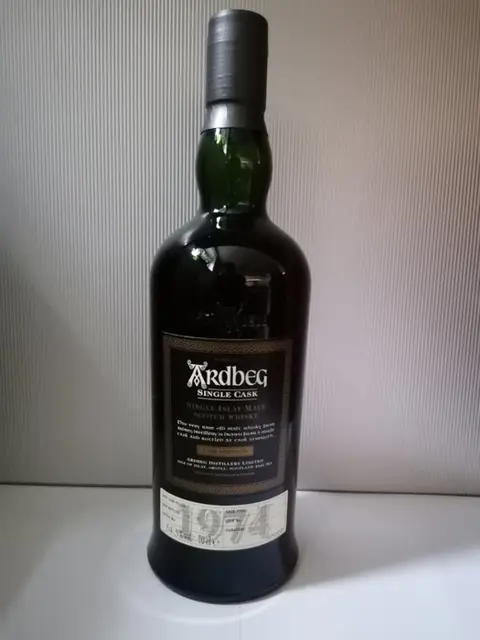 Ardbeg 1974 32 years old Cask no. 3326 - One of 110 - Original bottling - b. 2006 - 70cl