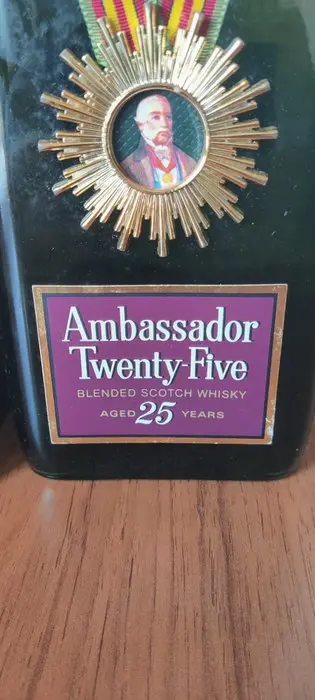 Ambassador 25 years old - Original bottling - b. Jaren 1970 - 75cl