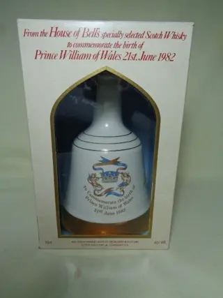 Bell's Decanter - The Birth of Prince William of Wales 21st June 1982 - 50cl