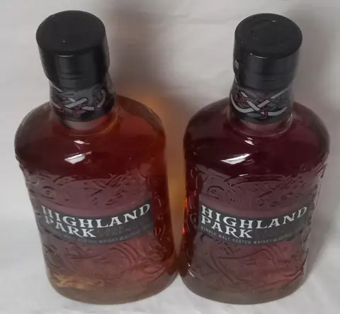 Highland Park Limited Cask Strength release No. 1 & No. 2 - Original bottling - 700ml - 2 flessen
