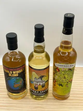 World Whisky Blend, Whisky Tales & Orchard House - 70cl - 3 flessen