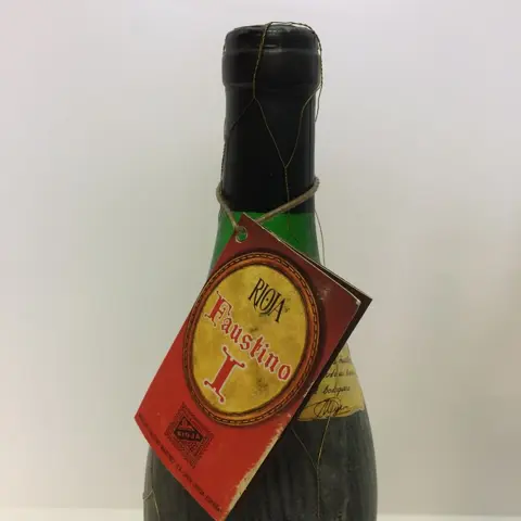 1976 Bodegas Faustino I - Rioja Gran Reserva - 3 Flessen (0.75 liter)