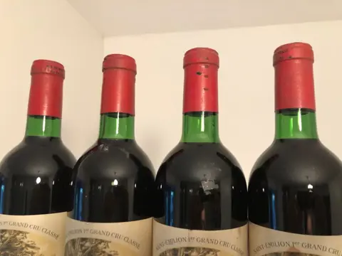 1972 Chateau Magdelaine - Saint-Emilion 1er Grand Cru Classé B - 4 Flessen (0.75 liter)