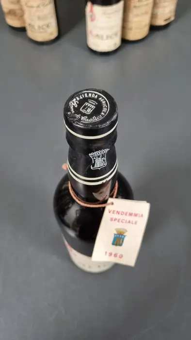 1990, 1961, 1969, 1971x2, 1974 Leone de Castris, Salice Riserva - Apulië - 6 Flessen (0.75 liter)