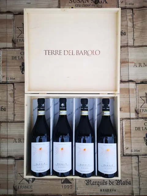 2013 Terre del Barolo 'Vinum Vita Est' Barolo Riserva - Piëmont DOCG - 4 Flessen (0.75 liter)