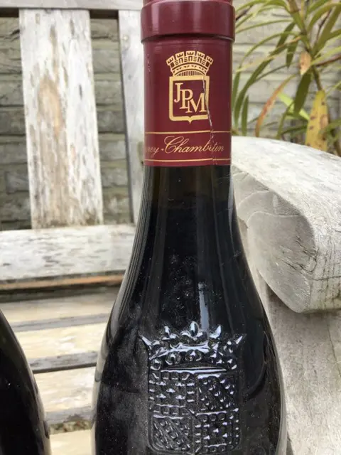 1997 Jean-Philippe Marchand Vosne-Romanee & 1998 Gevrey-Chambertin “Vieilles Vignes” - 2 Flessen (0.75 liter)