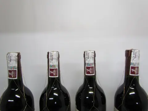 2011 R. Lopez de Heredia, Viña Tondonia - La Rioja Reserva - 4 Flessen (0.75 liter)