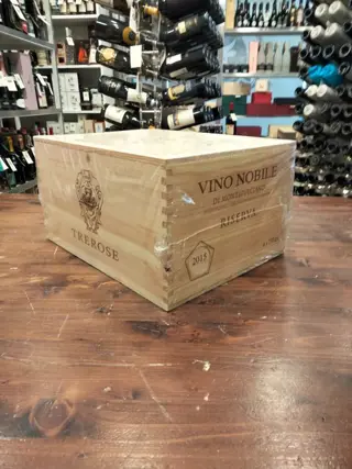 2015 Tre Rose,Simposio Nobile di Montepulciano - Toscane Riserva - 6 Flessen (0.75 liter)