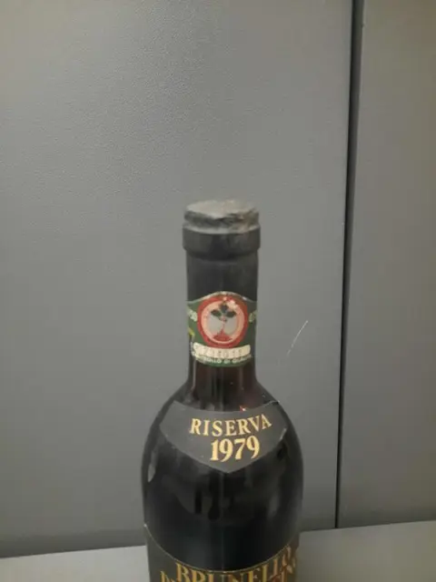 1979 Riserva Brunello di Montalcino, 1982 Rosso di Monalcino, Argiano - Toscane - 2 Flessen (0.75 liter)