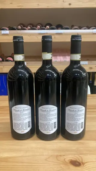 2017 Mastrojanni - Brunello di Montalcino DOCG - 3 Flessen (0.75 liter)