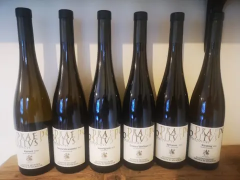2021 Abbazia di Novacella "Praepositus": Kerner, Gew., Sauvignon, Riesling, Sylvaner & Gruner Veltriner - Trentino Alto Adige - 6 Flessen (0.75 liter)