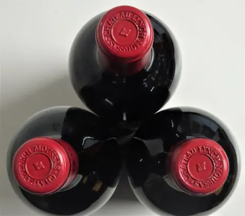 1998 Chateau Lynch-Moussas - Pauillac 5ème Grand Cru Classé - 3 Flessen (0.75 liter)