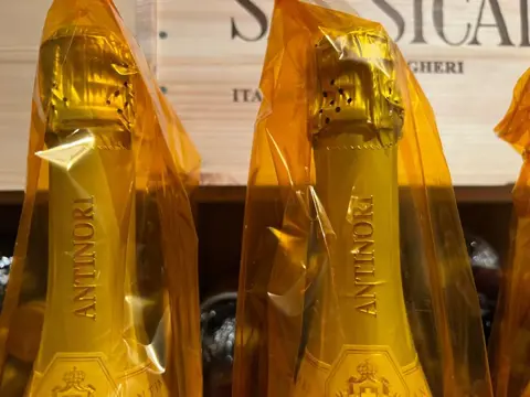 Antinori Tenuta Montenisa, Brut Blanc de Blancs - Franciacorta DOCG - 6 Flessen (0.75 liter)