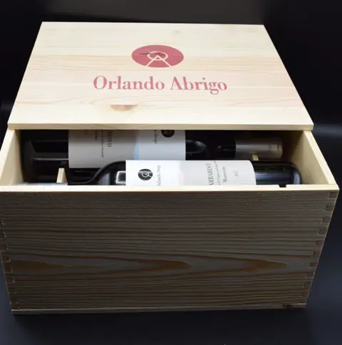 2017 Orlando Abrigo "Montersino" - Barbaresco - 6 Flessen (0.75 liter)