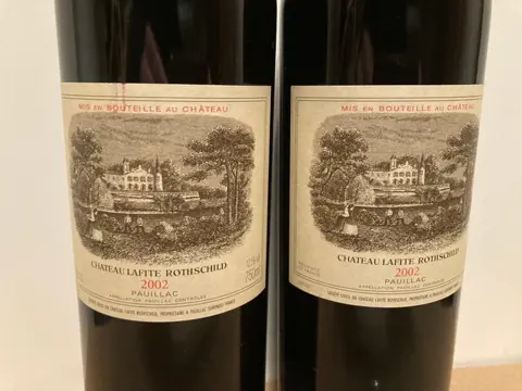 2002 Chateau Lafite Rothschild - Pauillac 1er Grand Cru Classé - 2 Flessen (0.75 liter)