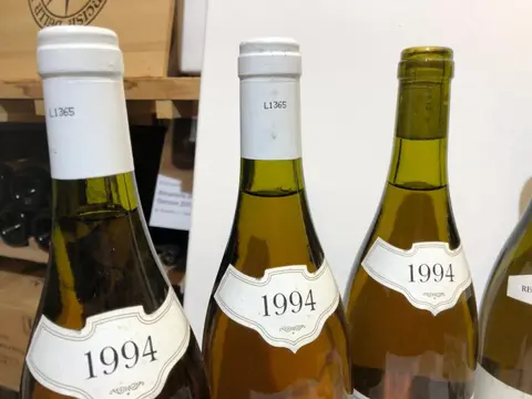1994 x 3 Chablis Durup & 1996 Chablis 1° Cru "Les Vaillons" Domaine Long Depaquit - Chablis - 7 Fles (0,75 liter)