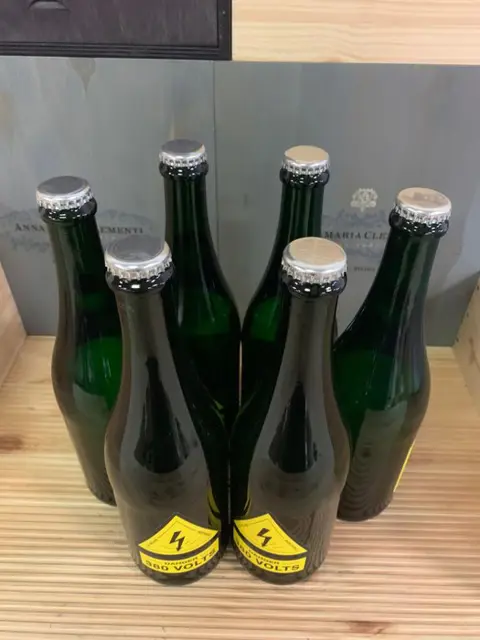 2021 Milan Nestarec, 380 Volt - Czech Republic - 6 Fles (0,75 liter)
