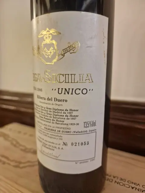1986 Vega Sicilia Único - Ribera del Duero Gran Reserva - 1 Fles (0,75 liter)