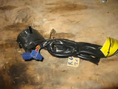 Handlebar switch assy left Yamaha YZF R6 1998 - 2002