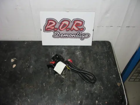 Handlebar switch assy right Honda Deauville 650 - 700 1998 - 2001