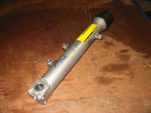 Fork pipe outside Honda CBR 600 F 1995 - 1998